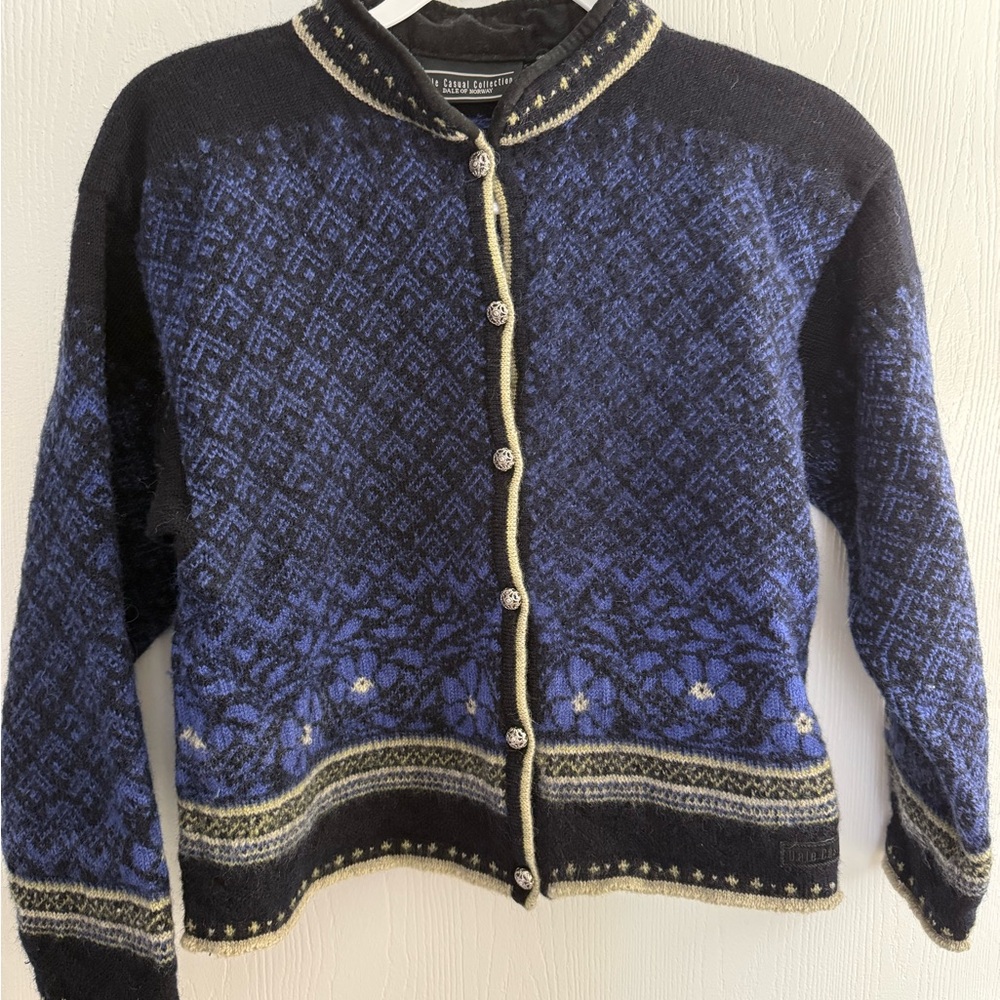 Dale of Norway Cardigan 100% Pure New Wool